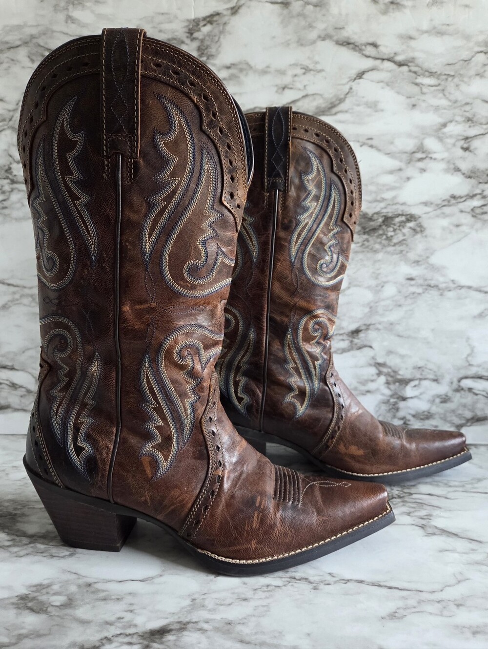 Ariat Women's Heritage Western X Toe Boot "Sassy Brown" W/ Top Stitching, Size 8